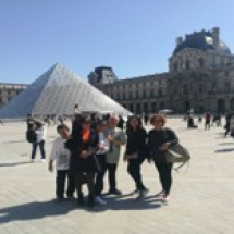 กรุ้ป ฝรั่งเศส กรุ้ป ฝรั่งเศส